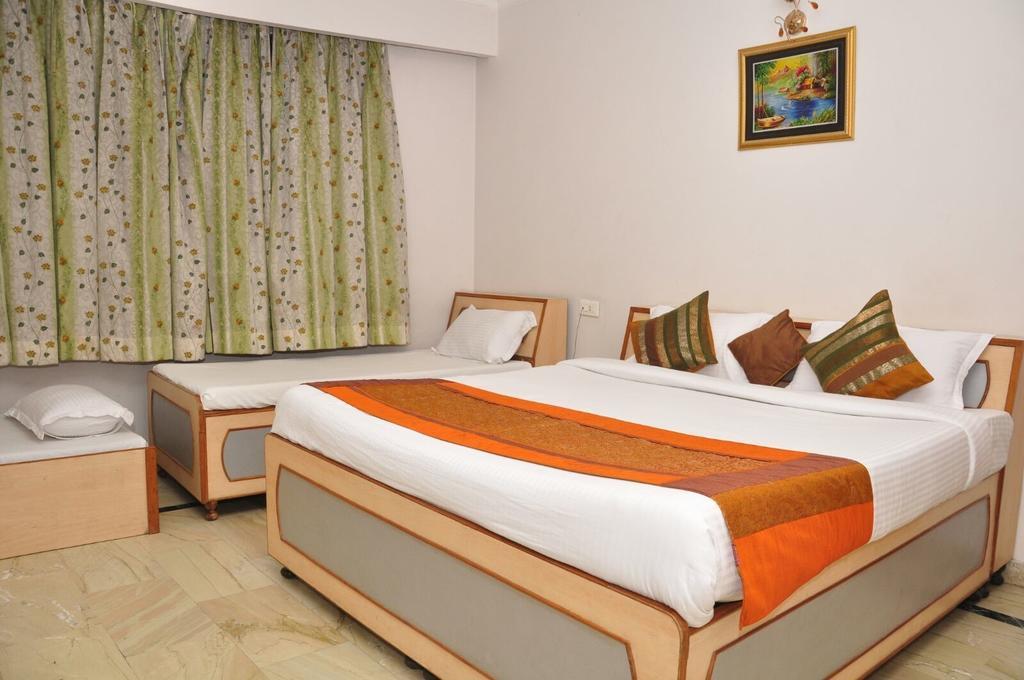 Hotel Mercury Inn By Sonachi Amritsar Værelse billede