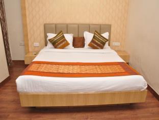 Hotel Mercury Inn By Sonachi Amritsar Eksteriør billede
