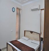 Hotel Mercury Inn By Sonachi Amritsar Eksteriør billede
